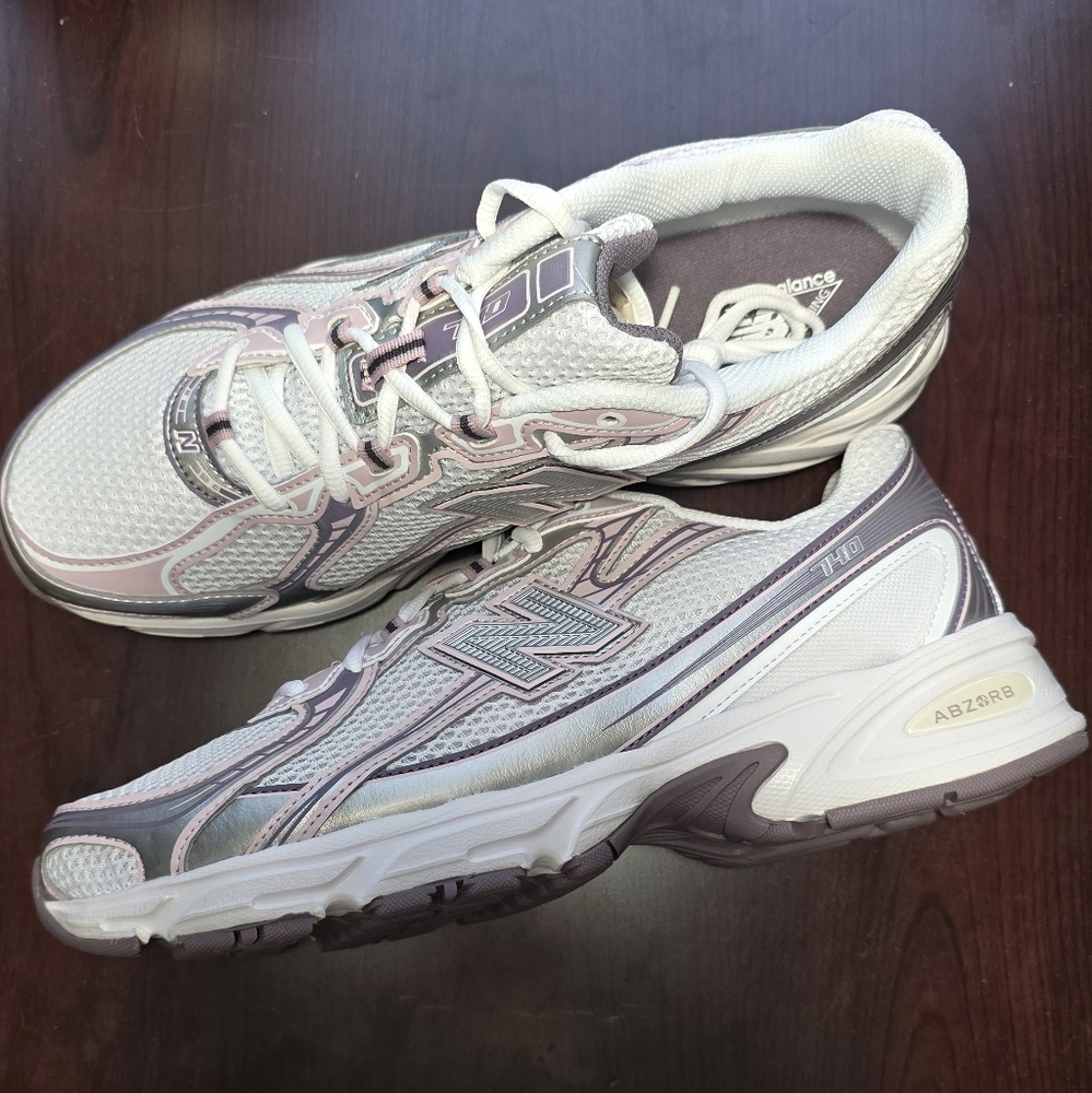 New Balance Women's Athletic Shoes - Purple and White